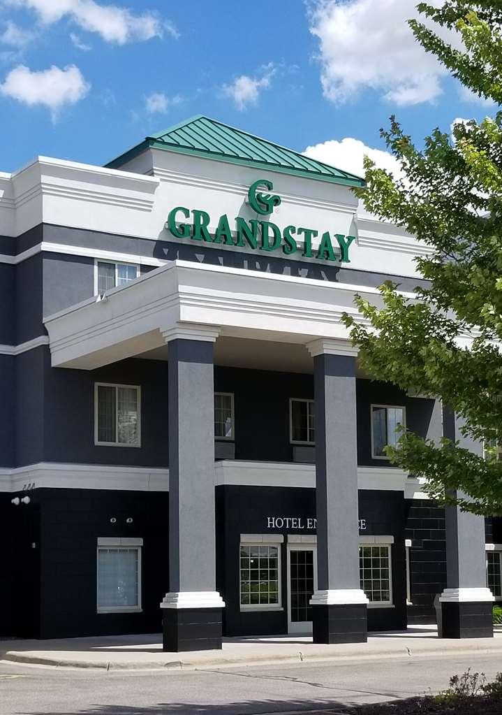 Grandstay Апл-Валли Экстерьер фото